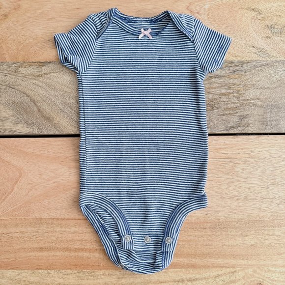 🧸 SALE! (5/$15, 8/$22, 12/$30) Carter's baby bodysuit 3m girls stripe onesie - Picture 1 of 4